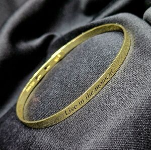 Chelsea Taylor Memory Bracelet Live In The Moment